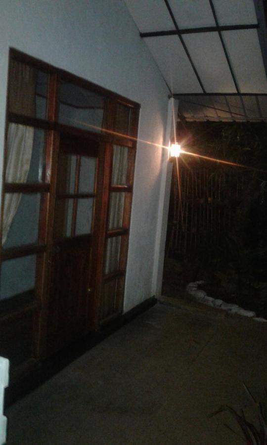 Bed and Breakfast Lily Adam'S Peak Nallathanniya Zewnętrze zdjęcie